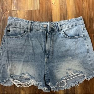 KanCan shorts Size 9/28.